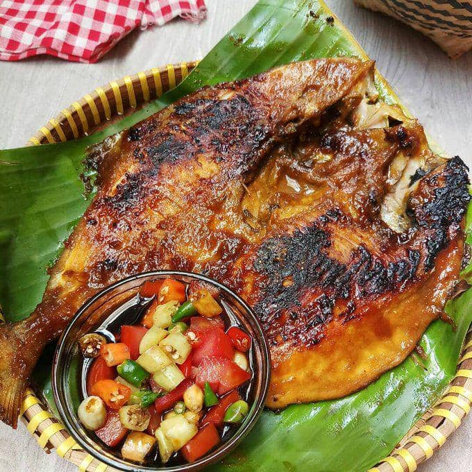 Warung Bangunan Tritih: Santapan Hangat di Jantung Kuliner Cilacap